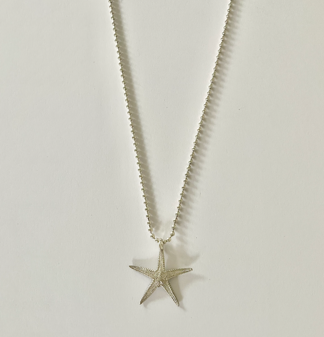 Kleiner Seestern mit Kugelkette 925 Sterling Silber