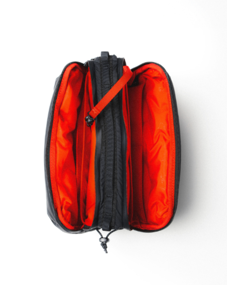 Bottle Sacoche Large Black Puffer