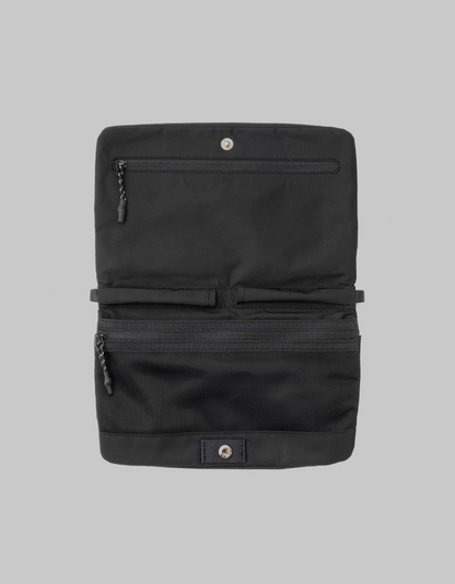 Flat Sacoche Small Black Tech Sateen