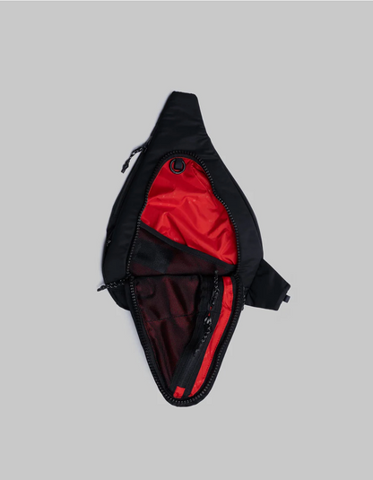 Sling Messenger Small Black Tech Sateen